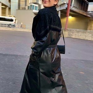 Wilson leather trench oversized black leather, with crushed suede detail